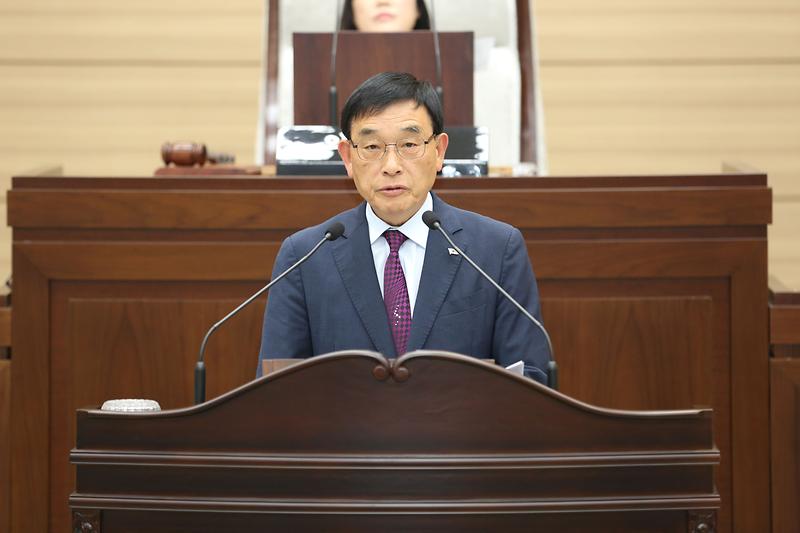 2024.06.11._제267회_서구의회_제1차_정례회_제2차_본회의_(70)_-_이한종_의원.jpg 이미지