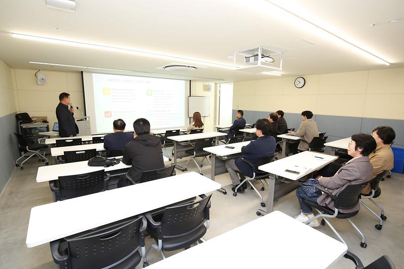 2024.10.31._주민주도_지방자치_정책연구회_현장방문(파주시)_(6).jpg 이미지