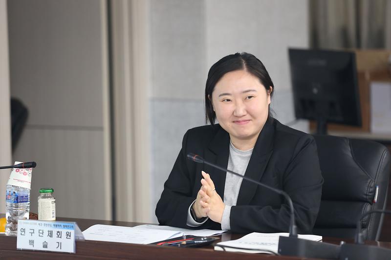 2024.11.01._주민주도_지방자치_정책연구회_연구용역_결과보고회_(45).jpg 이미지