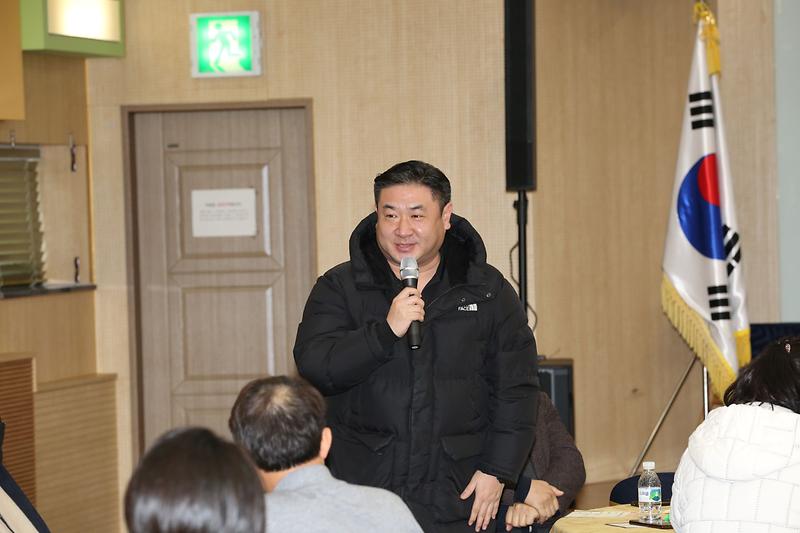 2025.01.13._구청장_새해_첫_방문인사(청라1,_2,_3동)_(73).jpg 이미지