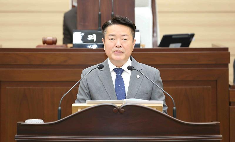 2025.04.10._제273회_서구의회_임시회_제2차_본회의_(20).jpg 이미지