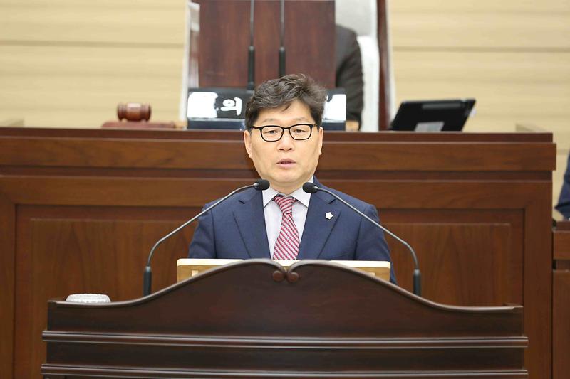 2025.04.10._제273회_서구의회_임시회_제2차_본회의_(23).jpg 이미지