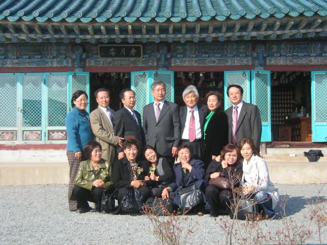 간월암 암자에서 -- 사진