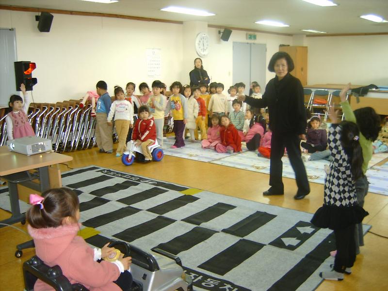 [꿈나무지킴이] 어린이안전교육 (2008.12.11) 사진