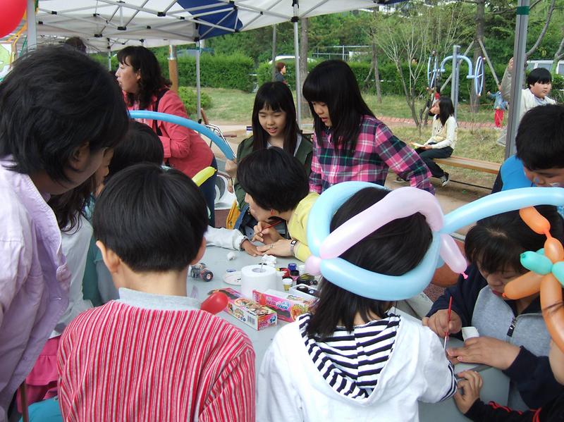 가재울 작은 도서관 1주년 기념식(풍선아트) 사진