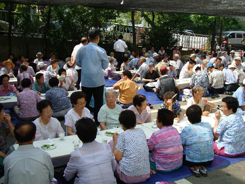 가좌3동 통장자율회 말복행사개최 사진