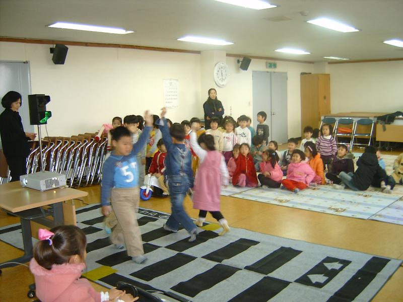 [꿈나무지킴이] 어린이 안전교육(2008.12.11) 사진