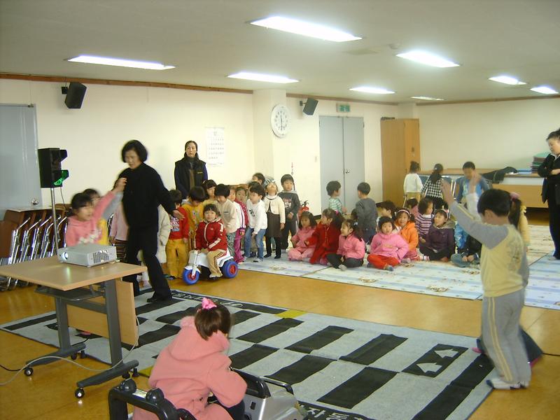 [꿈나무지킴이] 어린이 안전교육(2008.12.11) 사진
