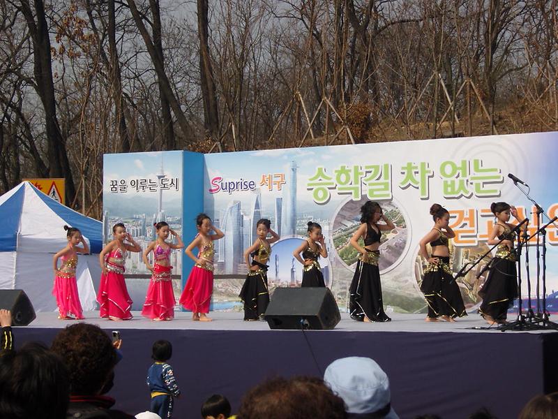 2009년 승학길 차없는거리 동아리 발표회 사진