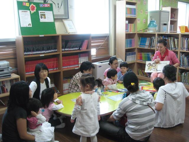 책먹는 아이들 모여라 6월 사진