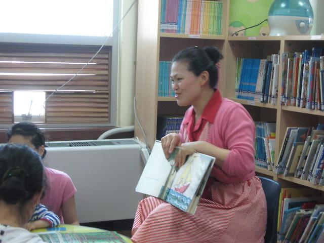 책먹는 아이들 모여라~6월 사진