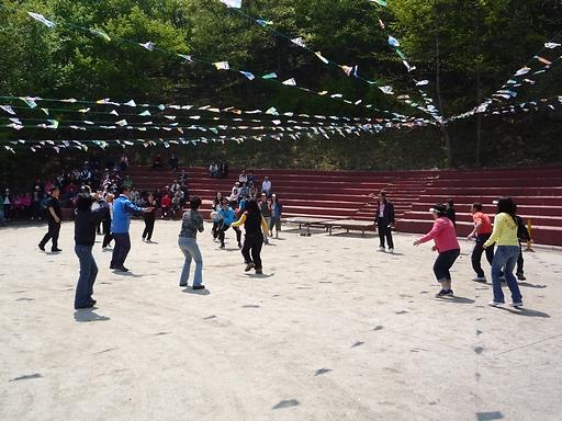 4월 28일 검단2동 사회단체 합동 단합대회 사진
