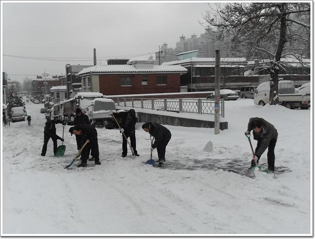 제설작업 사진