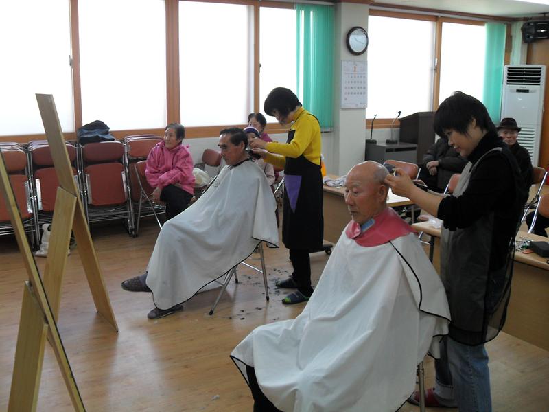 2010년 2월 이미용봉사 사진