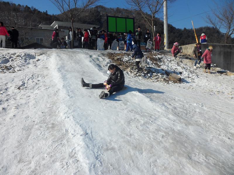 서동이체험단-썰매타기 사진