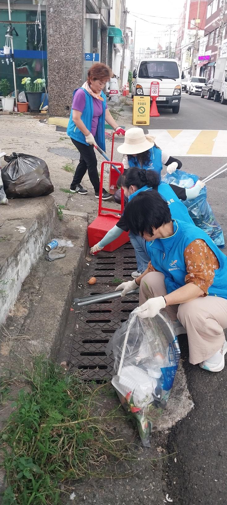 대청소_사진_(2).jpg 이미지