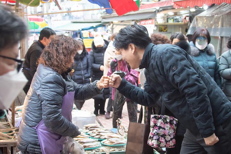 수정됨_가좌시장_현장방문1.jpg 이미지