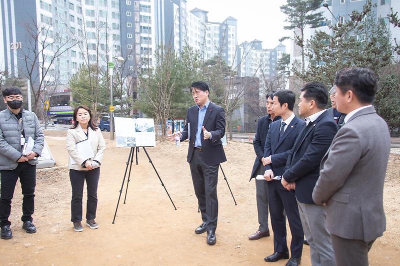 수정됨_오류지구_도서관_부지_현장_방문2.jpg 이미지