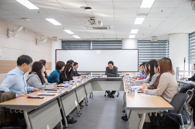 20240118 도서관 관계자와의 간담회 사진