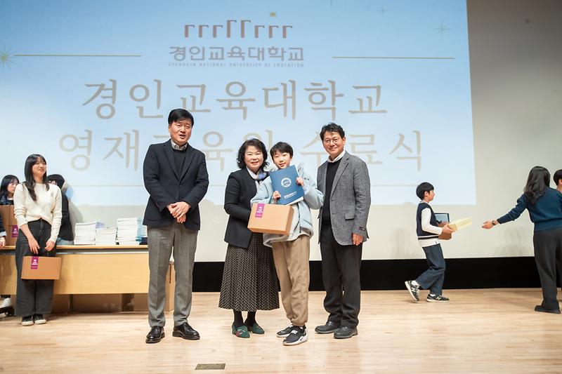 Young-2205.jpg 이미지