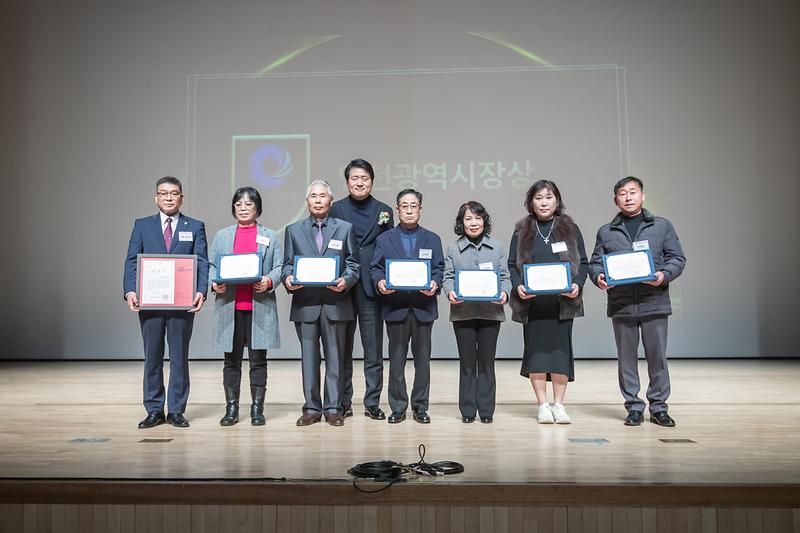 Young-2588.jpg 이미지