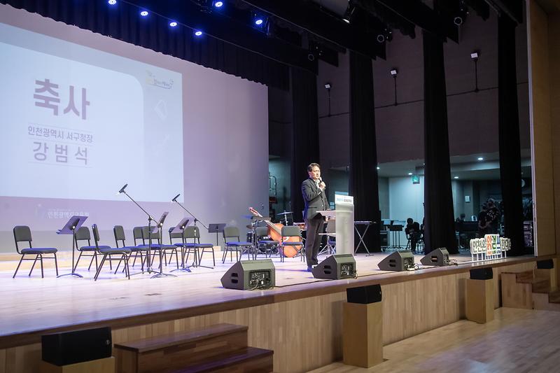 Young-5177.jpg 이미지