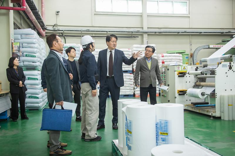 young_1269.jpg 이미지