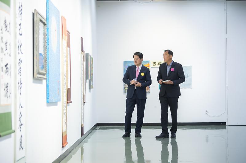 young_3529.jpg 이미지