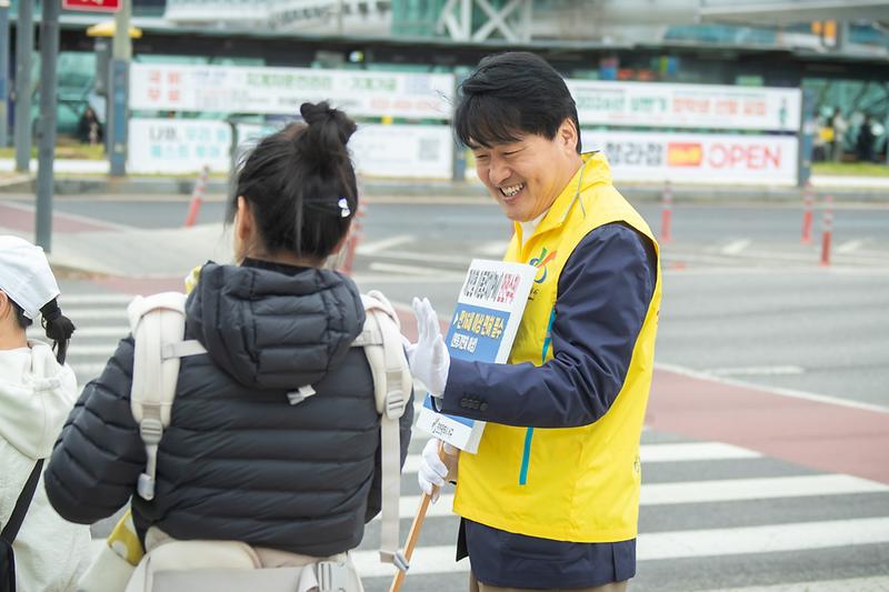 young_5570.jpg 이미지