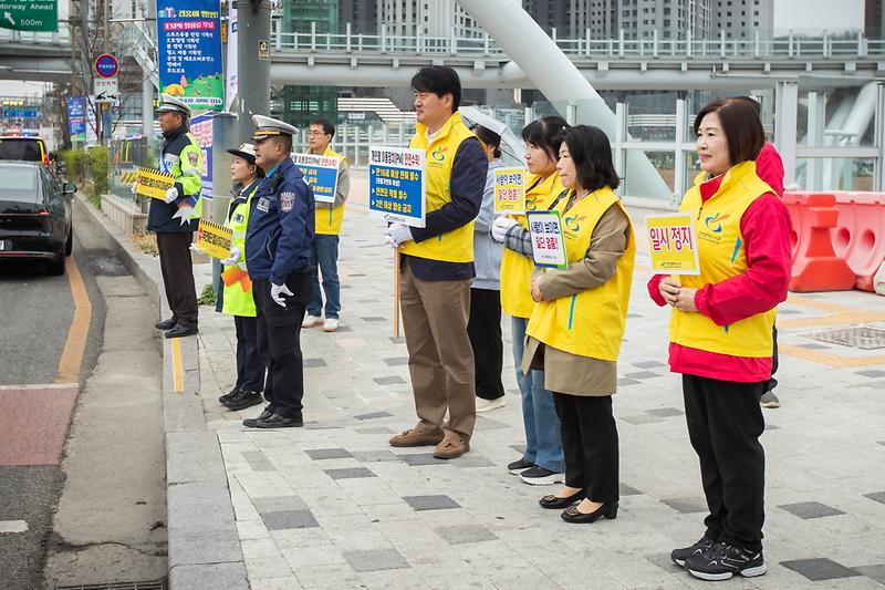 young_5811.jpg 이미지