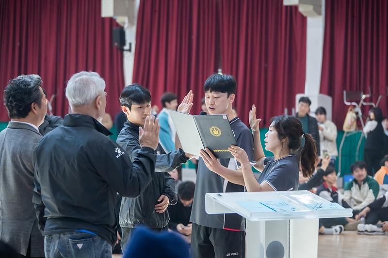 young_8185.jpg 이미지