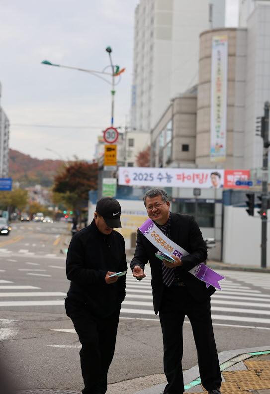 1인천_서구청,_서부경찰서,_서부아동보호전문기관_아동학대예방_합동_캠페인_추진(3).jpg 이미지