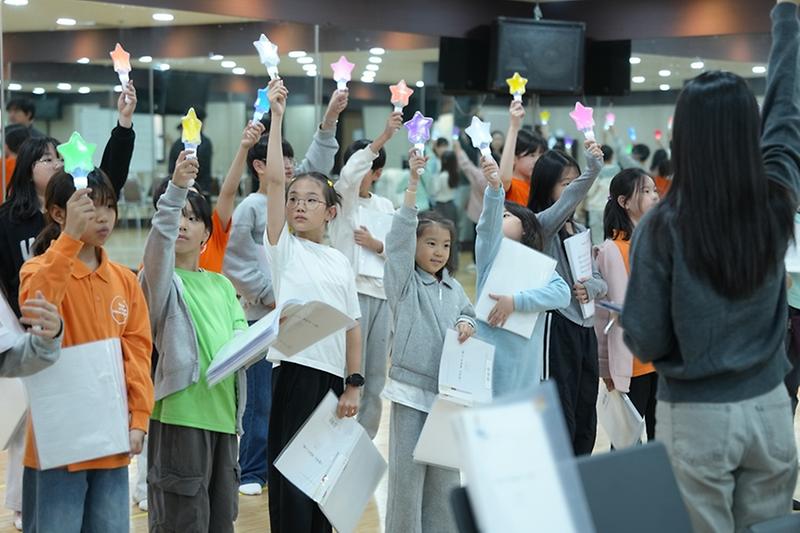 1._꿈의_예술단_인천_서구_예술로_피어난_아이들의_꿈,_무대_위에서_빛나다_3.jpg 이미지