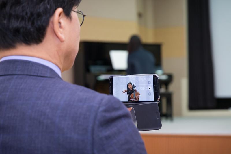 Young-0415.jpg 이미지