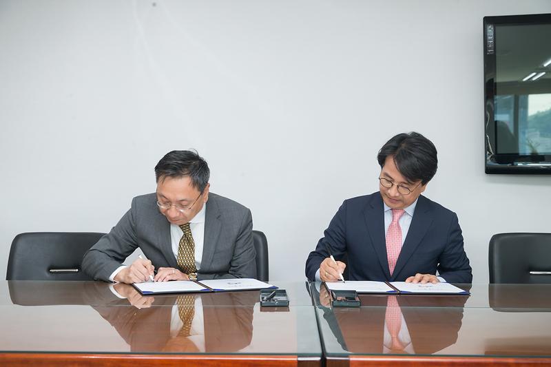 Young-0557.jpg 이미지