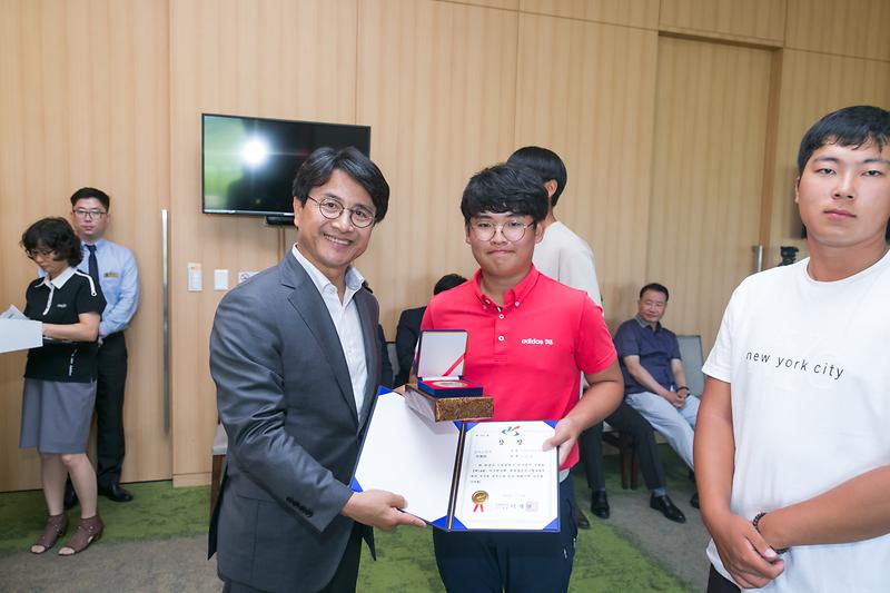 Young-0765.jpg 이미지