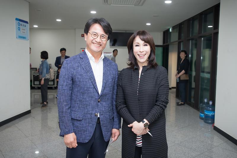 Young-0785.jpg 이미지