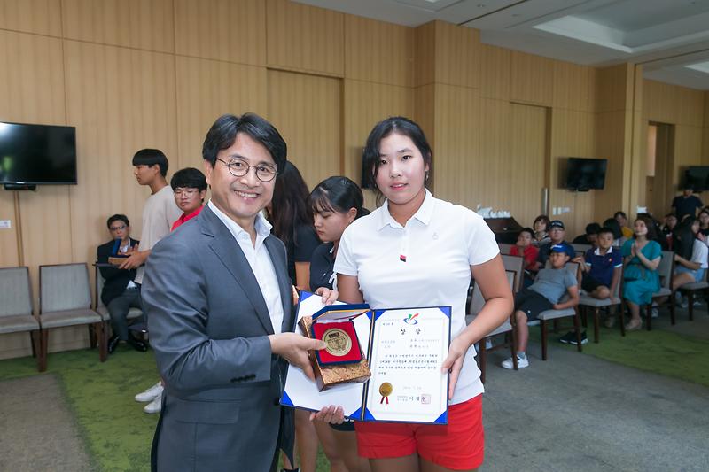 Young-0803.jpg 이미지