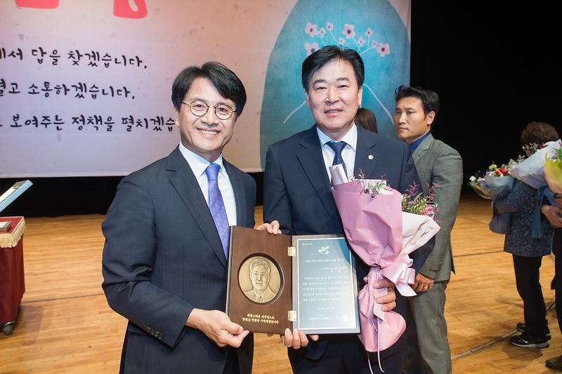 Young-0868.jpg 이미지