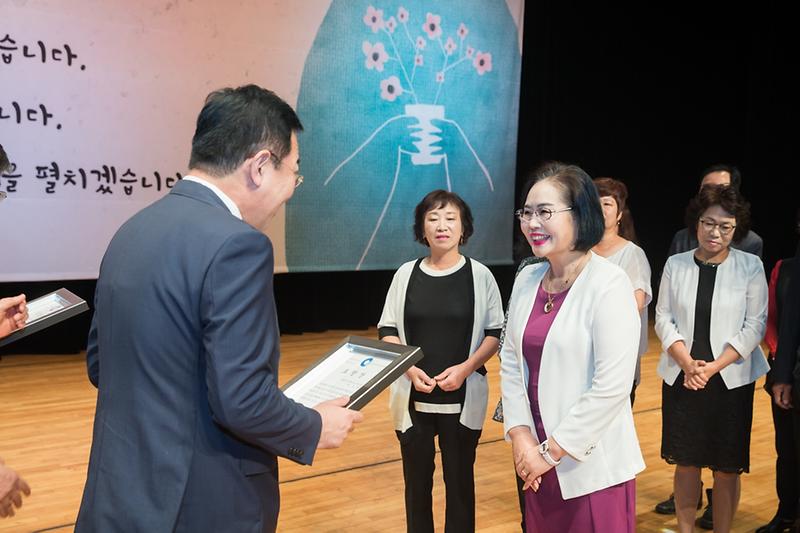 Young-0970.jpg 이미지