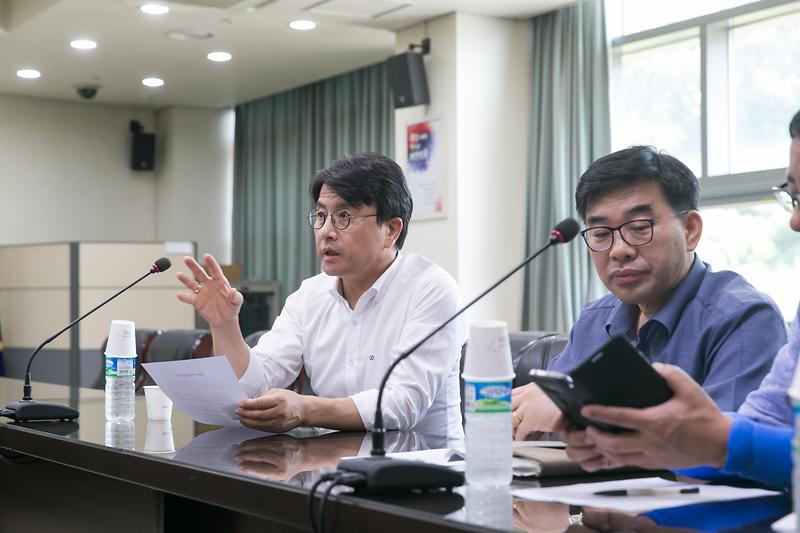 Young-1039.jpg 이미지