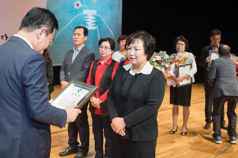 Young-1090.jpg 이미지