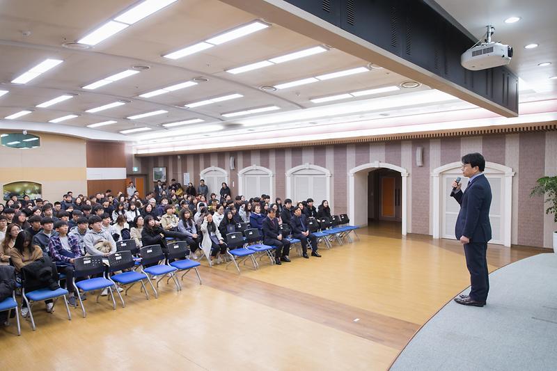 Young-1123.jpg 이미지