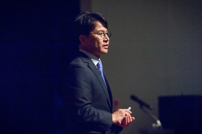 Young-1277.jpg 이미지