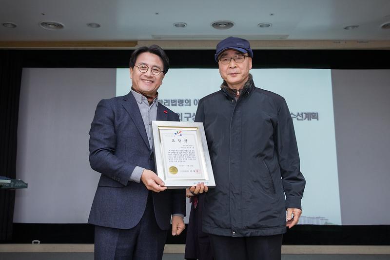 Young-1312.jpg 이미지