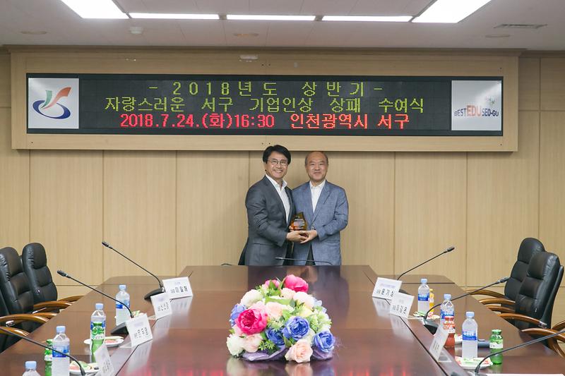 Young-1343.jpg 이미지