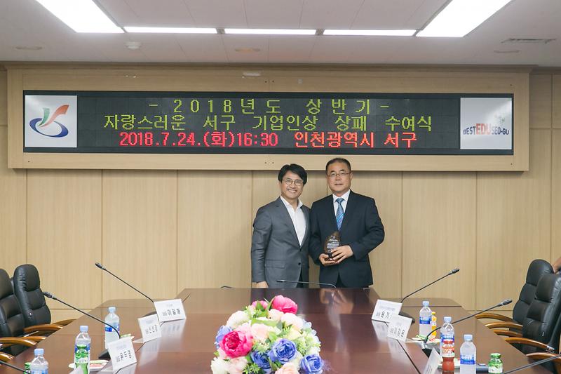 Young-1373.jpg 이미지