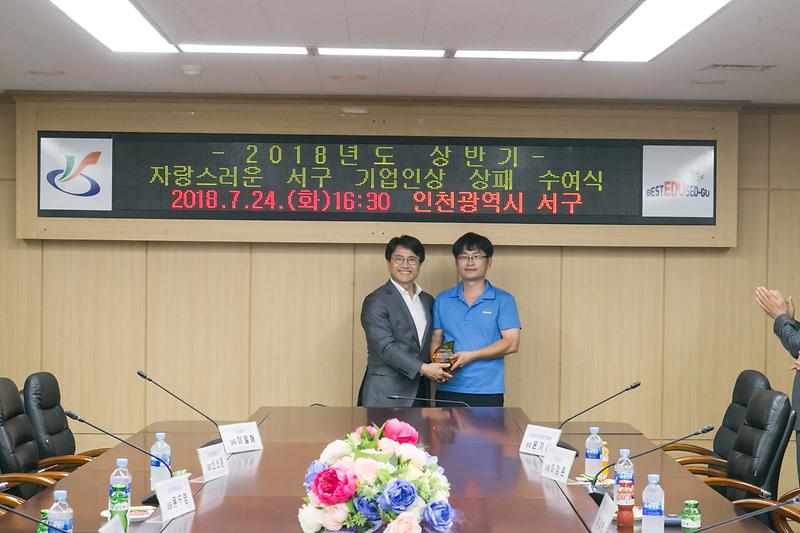 Young-1385.jpg 이미지