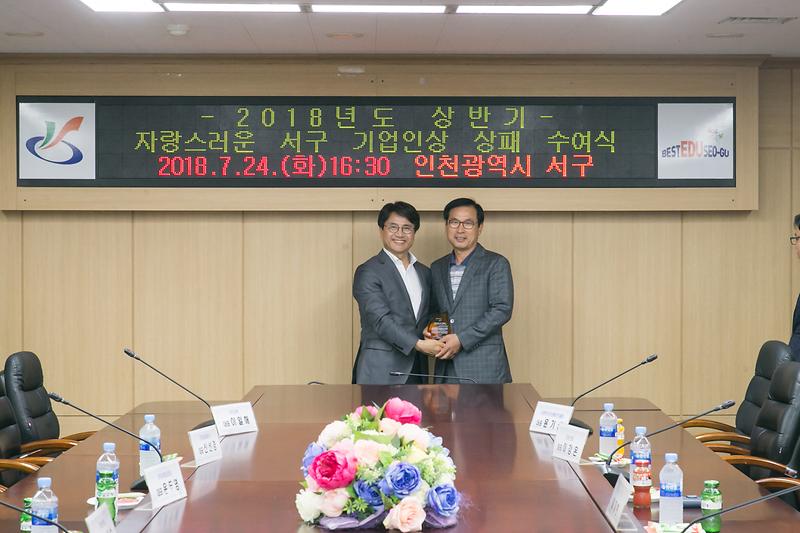 Young-1395.jpg 이미지