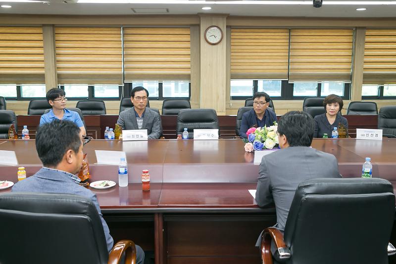 Young-1474.jpg 이미지